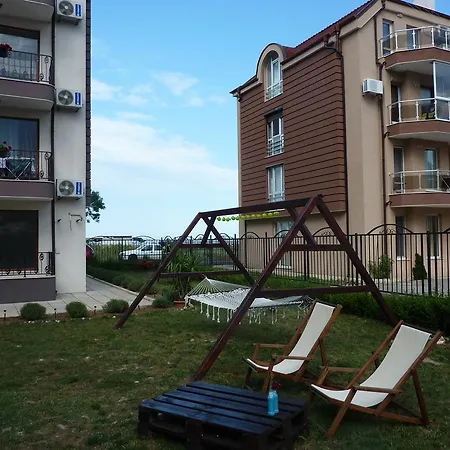 Апартамент Villa Lozenets